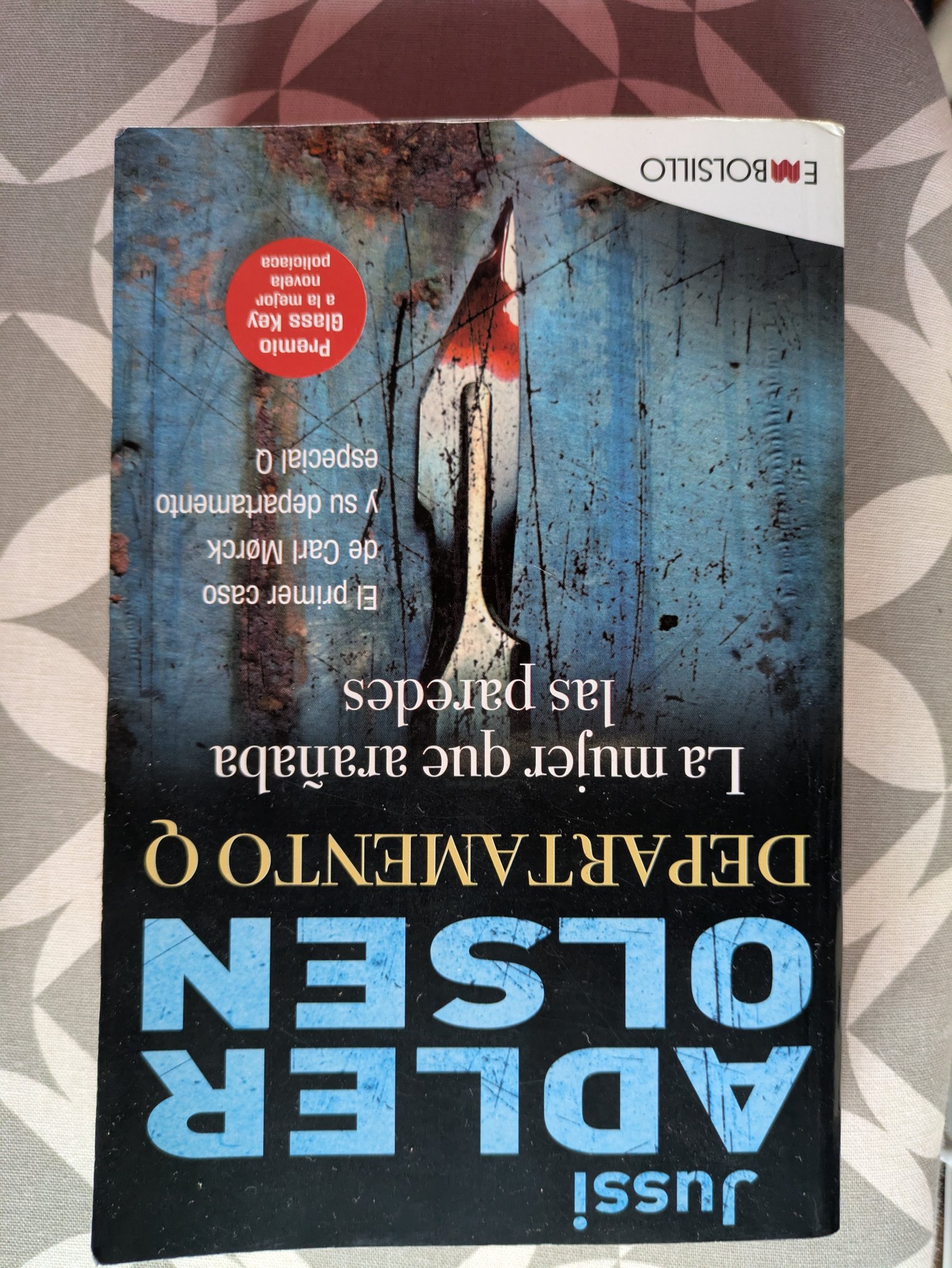 La mujer que arañaba las pardes